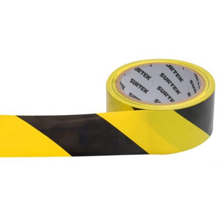 138060 Cinta de señalización de adhesivo acrílico ancho 2" de 18 m, color negro/amarillo Surtek